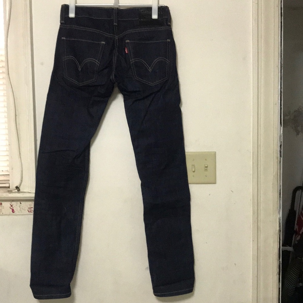 Levi’s - Picture 2 of 3
